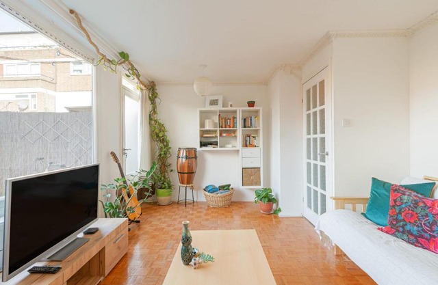Bright &Modern 3 Bed House w/Patio nr Deptford