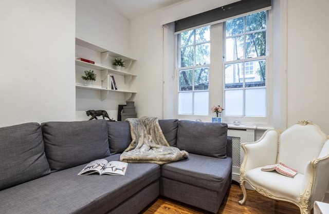 Bright Warwick Chambers Apartment - JPL