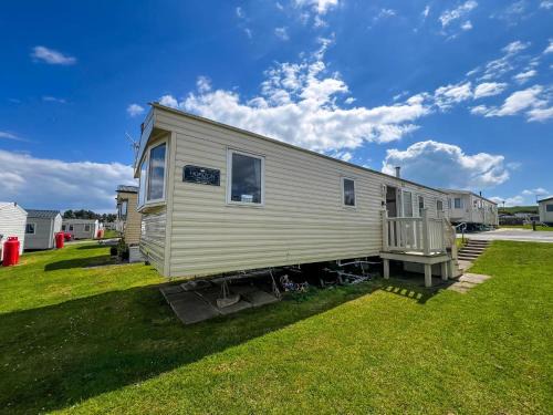 Brilliant 8 Berth Caravan At Reighton Sands Holiday Park, Haven Ref 61053Rc