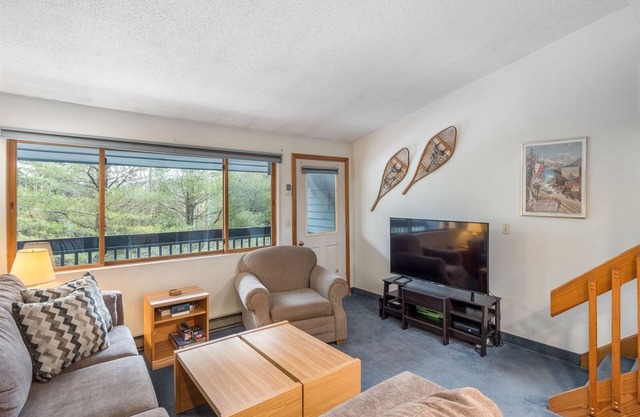 Brookside II B-311 | 1 Bed, 1 Bath