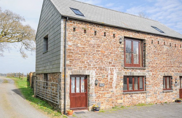 Cabin ∙ 2 bedrooms ∙ 4 guests