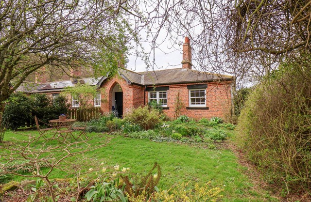 Cabin ∙ 2 bedrooms ∙ 4 guests