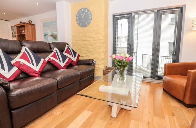 Cabin ∙ 2 bedrooms ∙ 4 guests