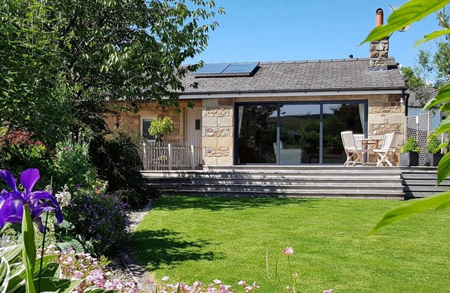 Cabin ∙ 2 bedrooms ∙ 4 guests