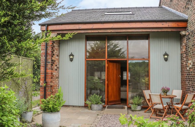 Cabin ∙ 2 bedrooms ∙ 4 guests