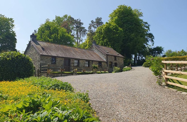 Cabin ∙ 3 bedrooms ∙ 4 guests