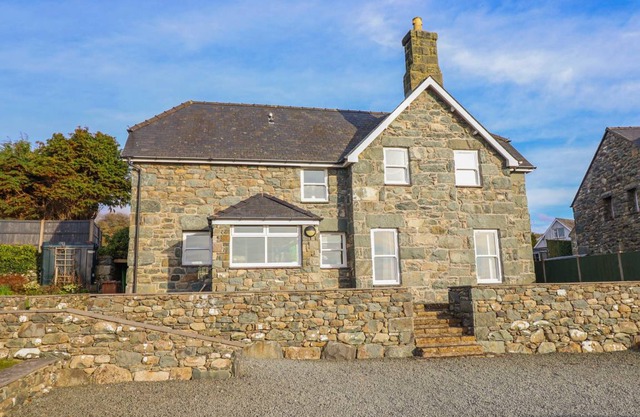 Cabin ∙ 3 bedrooms ∙ 6 guests
