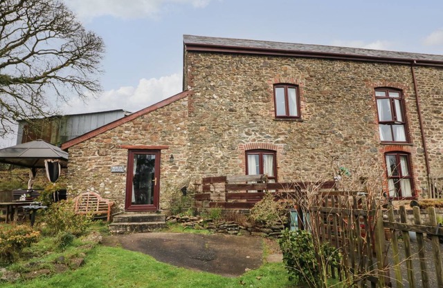Cabin ∙ 3 bedrooms ∙ 4 guests