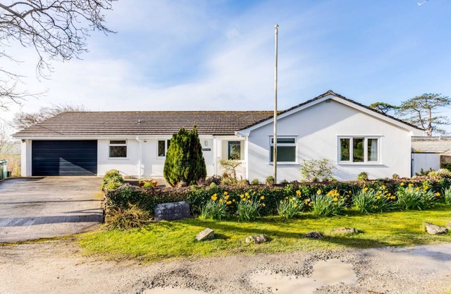 Cabin ∙ 3 bedrooms ∙ 7 guests