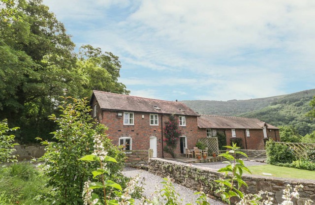 Cabin ∙ 3 bedrooms ∙ 6 guests