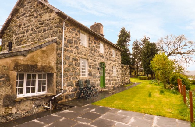 Cabin ∙ 3 bedrooms ∙ 5 guests