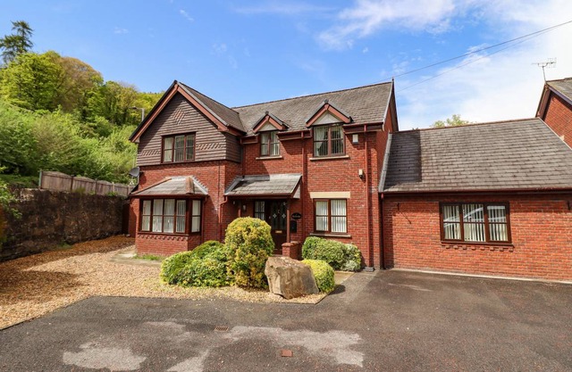 Cabin ∙ 5 bedrooms ∙ 10 guests