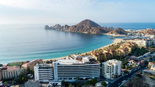 Cabo bay
