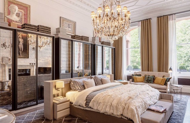 Cadogan Square I