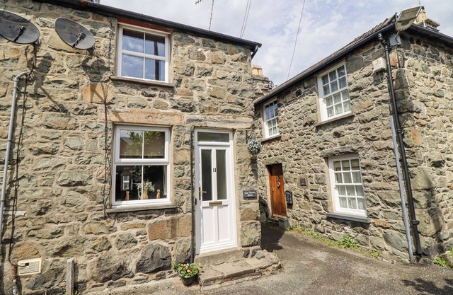 CAE TANWS BACH, pet friendly in Dolgellau