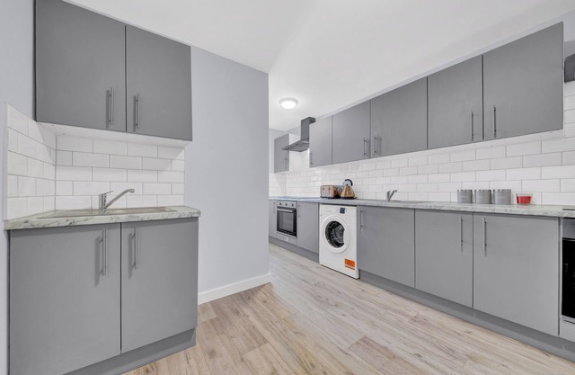 Captivating 1-bed Studio in West Drayton