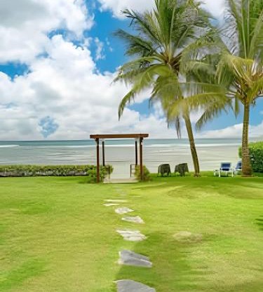 Caribbean Beachfront Living, Apartment