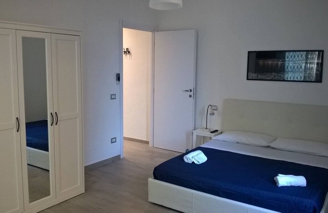 Carmy's door - Apartment in Naples center