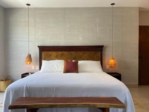 *CASA ALUXES- Guesthouse*