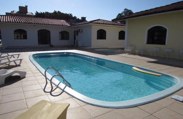 Casa cachoeira do Bom Jesus com Piscina