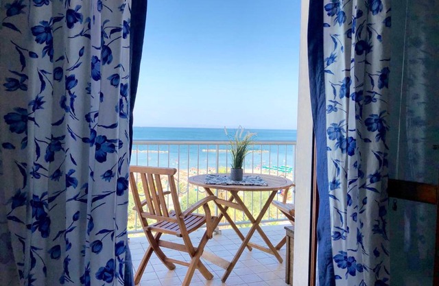 Casa Confalonieri fronte mare con vista mozzafiato