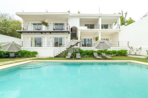 Casa Noruma by Seacorp