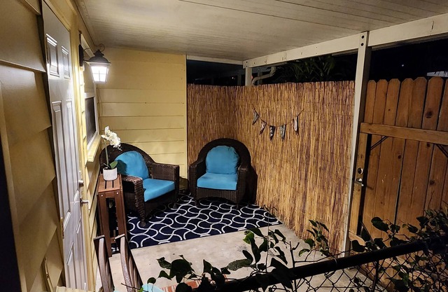 Casa Ricardo Apt, Comfy, Cozy, Private, W/D, WiFi, 10 min. to downtown & Beaches