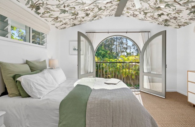 Casa Verano - perfect blend of elegance and comfort close to Avalon Beach