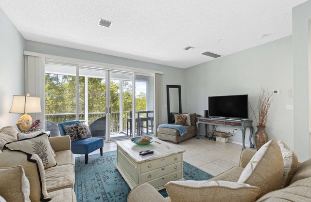 Cedars East #862: 2 BR / 2.5 BA Townhome on Longboat Key by RVA, Sleeps 6