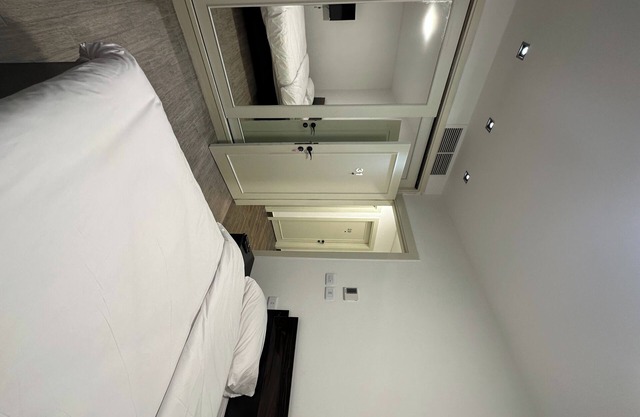 Central Apartment for Rent 23