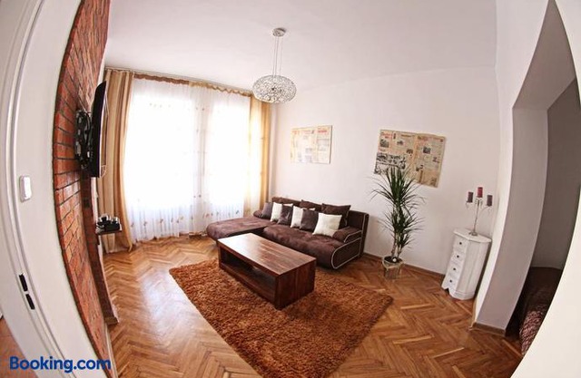 Central Old Town Apartment