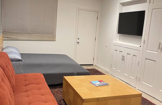 Centric Suite - 5 min away from sentri-airport
