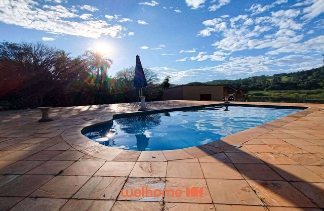 Chácara em Cássia com Piscina e vista Lago