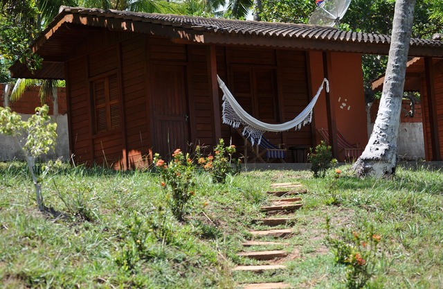 Chalet 1 in a quiet sitio with wonderful sea views