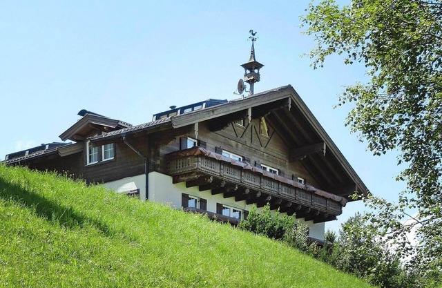 Chalet in Dienten with Ski-In Access