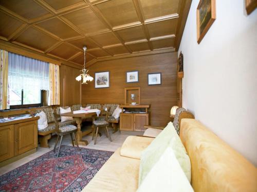 Chalet in Leogang near Ski Slopes, cleaning included