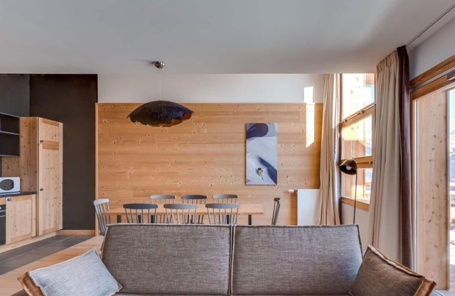 Chalet, wifi, resort center, view mountain, fitness, swimming pool, sauna, hammam, terrace, balcony