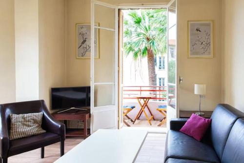 Charmant appartement avec terrasse en plein cœur de Nice à deux pas de la mer !