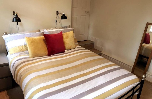 Charming 1 Bed Flat, with Garden in CENTRAL LDN