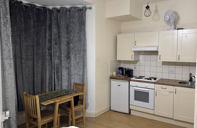 Charming 1-bed Studio in London