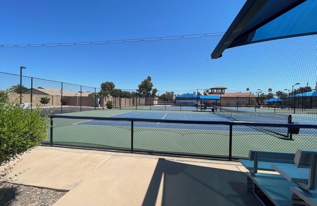Charming 2-bedroom house, 55+, many fun amenities, house in marvelous Mesa