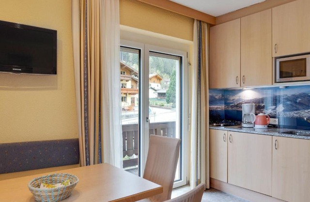 Charming Apartment in Zell am See with Mountain Views