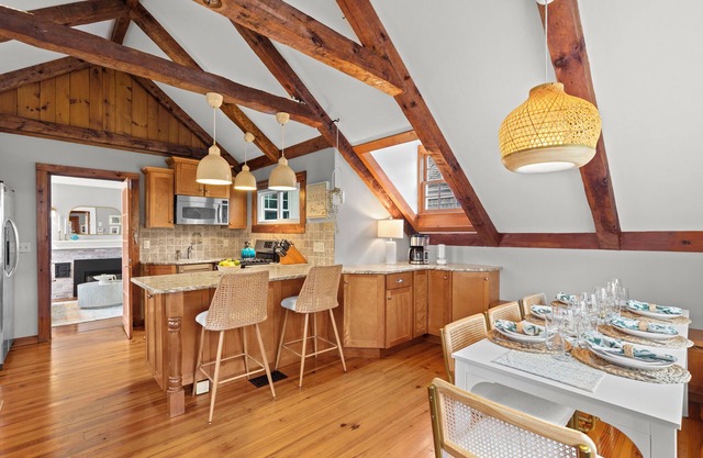 Charming Coastal Duplex in heart of Sandwich