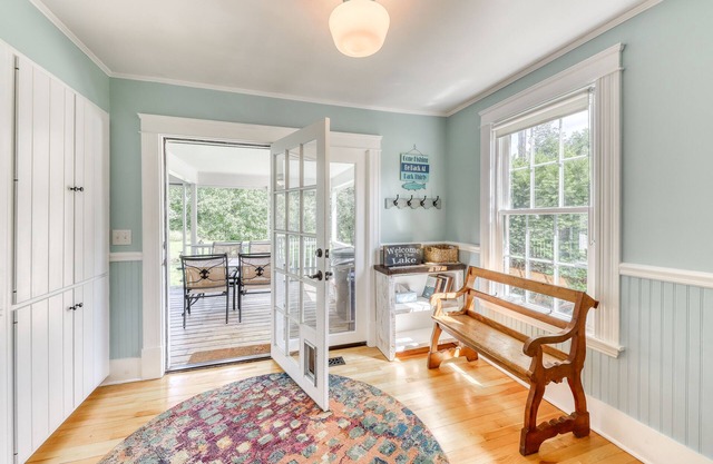 Charming Farmhouse with Porch, Covered Deck, and Large Lawn - Dogs Welcome