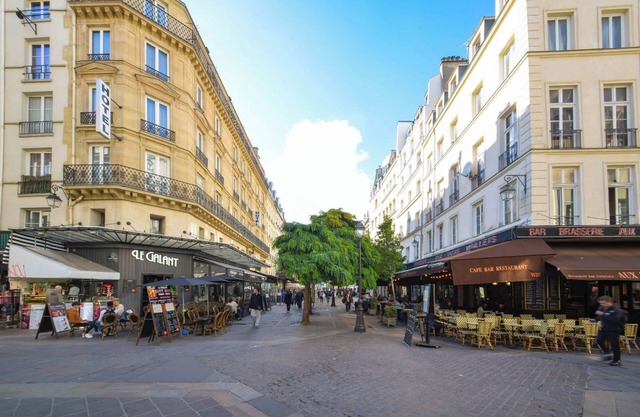 Charming Flat in the Heart of Paris