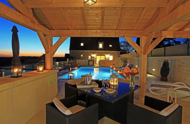 Charming residence with private pool near Sarlat in a magnificent estate