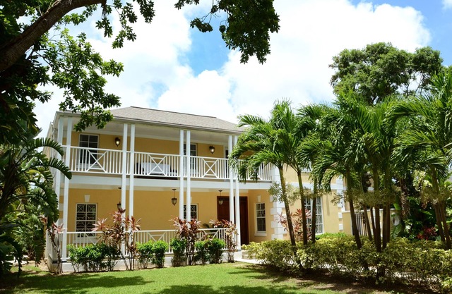 Charming Spacious Bahamian Home
