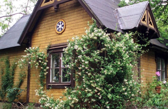 Charming Swiss Retreat with Garden, 3 minutes from the lake
