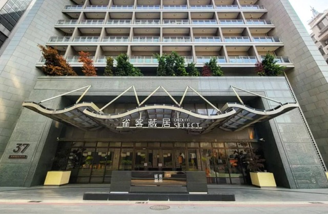 CHECK inn Select Taichung Dadun
