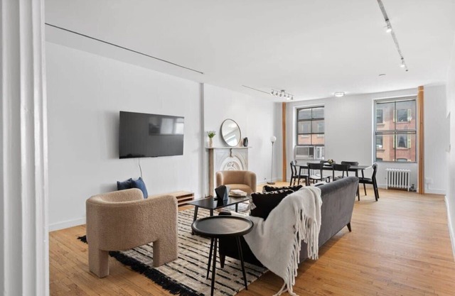 Chelsea Canvas III by Rove Travel Charming 2BR Gem